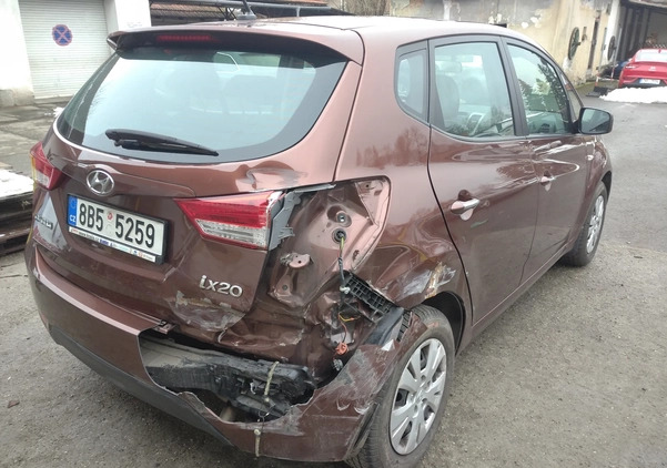 Hyundai ix20 cena 21000 przebieg: 48544, rok produkcji 2012 z Solec Kujawski małe 172